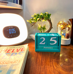Load image into Gallery viewer, Wooden changeable calendar for table
